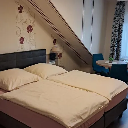 Landgasthof Deutsches Haus Guest house Ulmbach